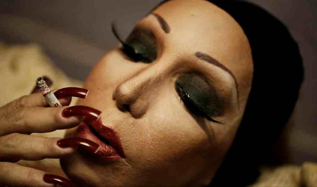 Review #AmbulanteEnCasa: El Obscuro Barroco de la Reina de Lapa, Luana&nbsp;Muniz.